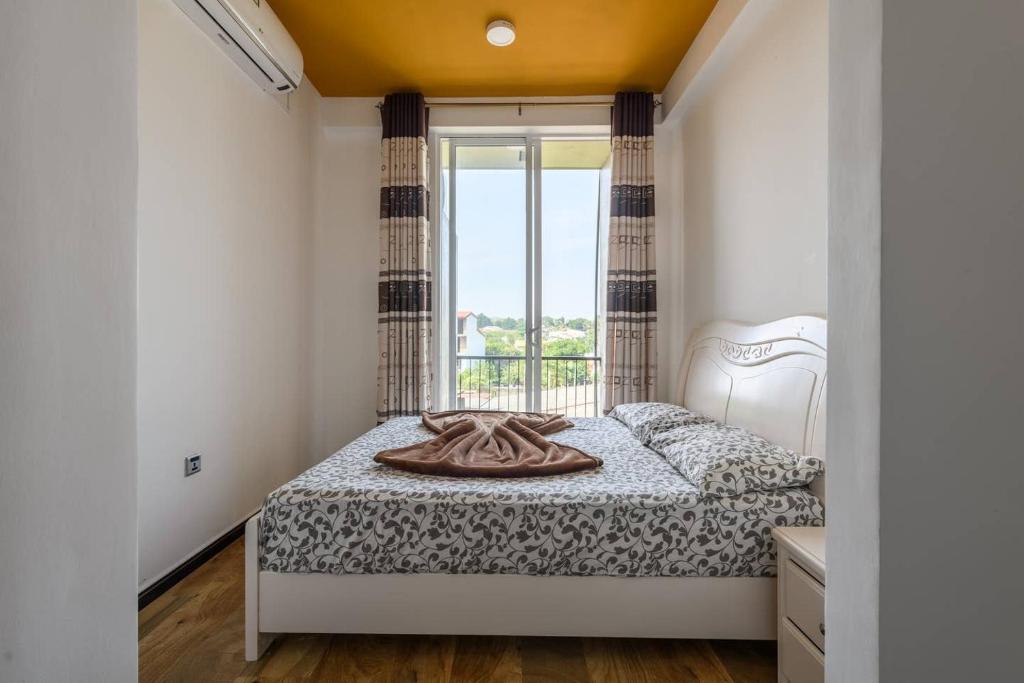 Amaze Residence